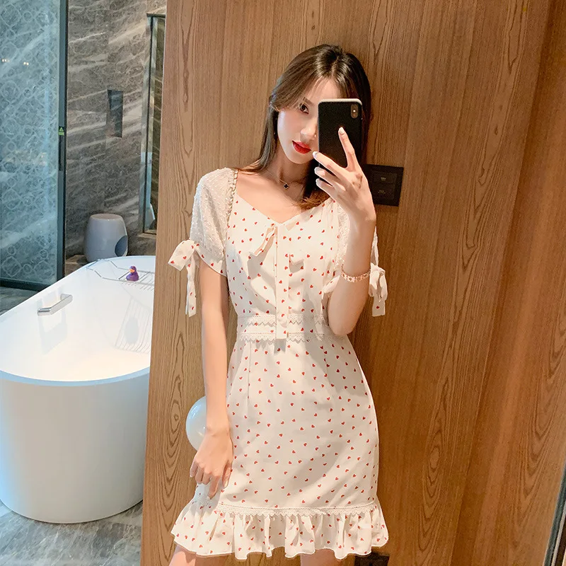 

2021 Women Korean Casual Lace Elegant Sweet Dress Japanese Kawaii Floral DressFemale Summer High Waist Party Bodycon Cute Dress