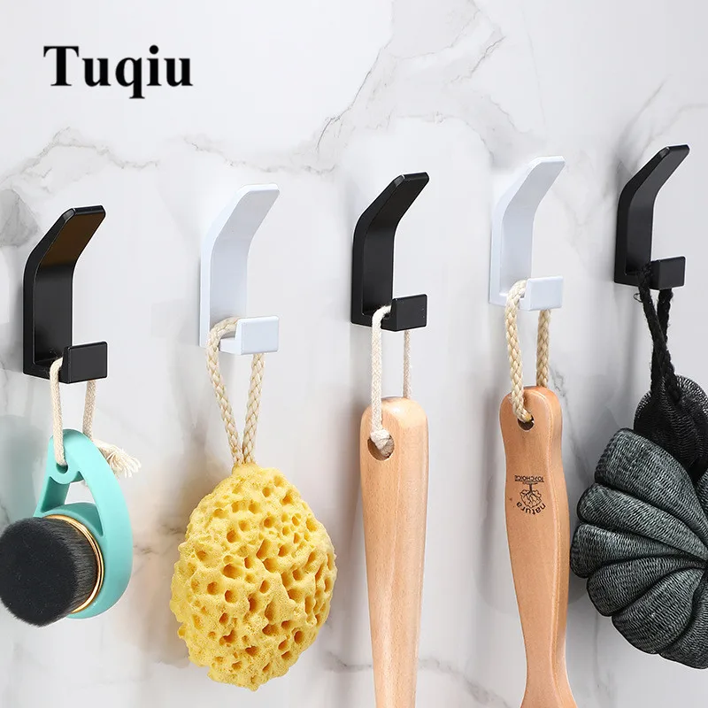 

Tuqiu Полотенца крюк черный, белый цвет ткань крюк для ногтей Бесплатная крючок для Спальня халат крючок, крючки для пальто, напечатанного циф...
