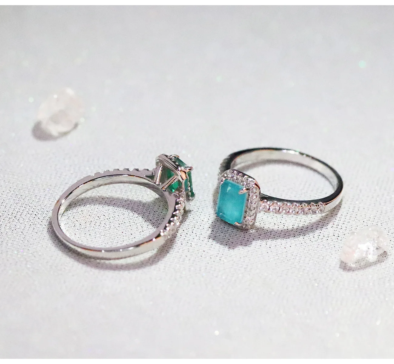 Женское кольцо из серебра 925 пробы с изумрудом и турмалином|Кольца| |