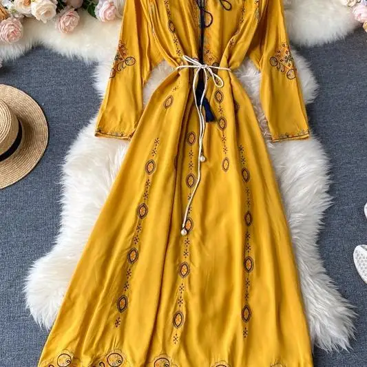 

Women's Dress Bohemian Ethnic Style Long Dress 2020 Summer New Embroidery Flower O-neck Lacing Waist Holiday Beach Dress