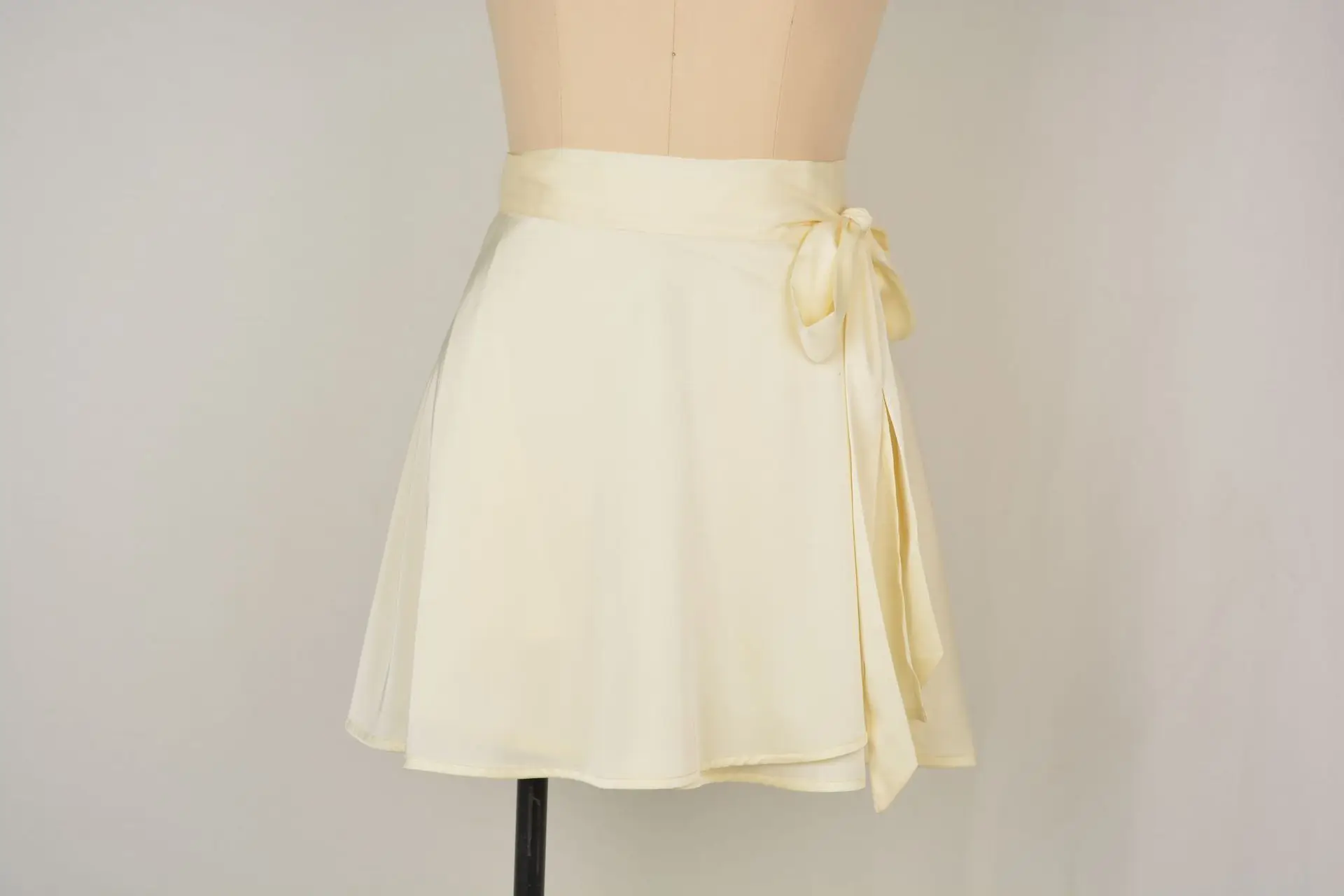 Модная летняя шифоновая атласная мини-юбка на шнуровке с высокой талией Женская