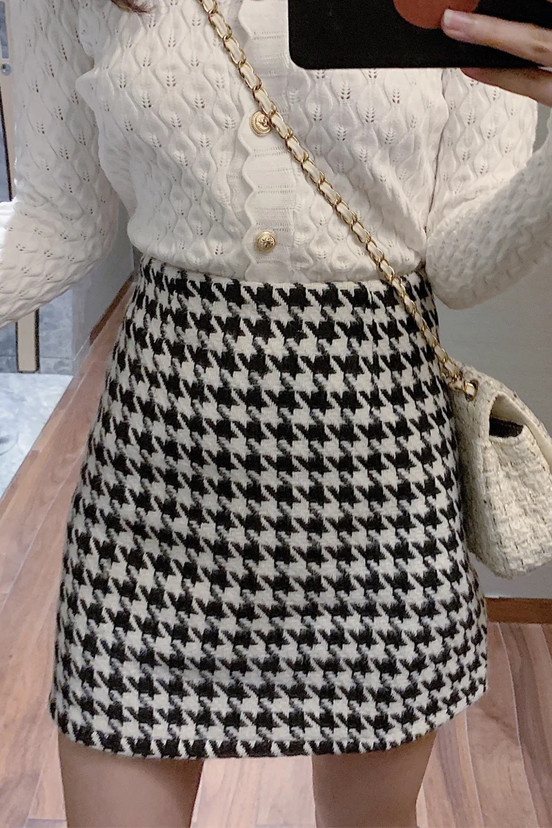 

Fashion Women's skirt Woolen Plaid High Waist Slim Buttocks Short Mini Woman skirts Black Beige 1080