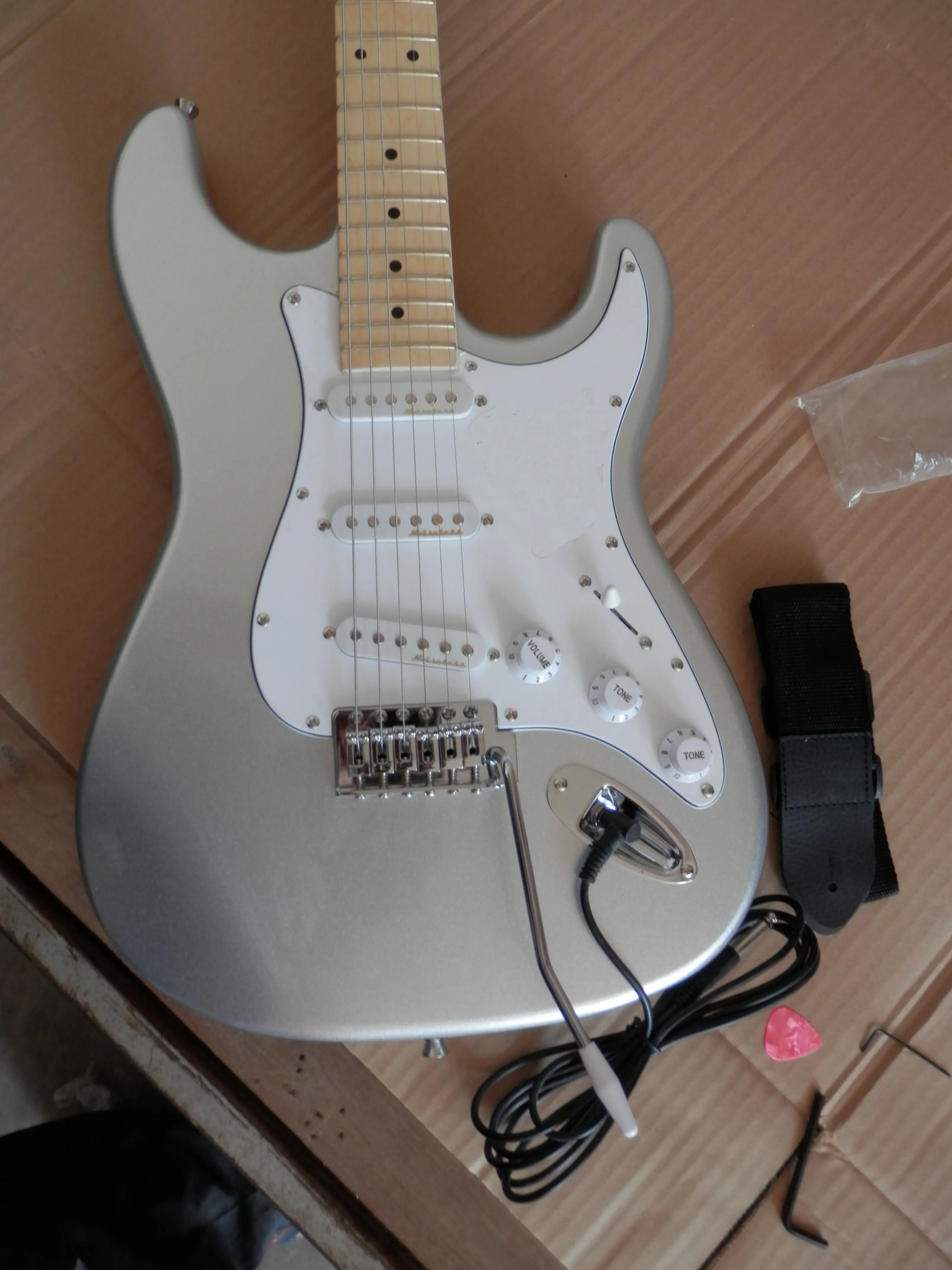 Китайская гитарная фабрика под заказ Новая Кленовая грифельная доска 6 струн ST