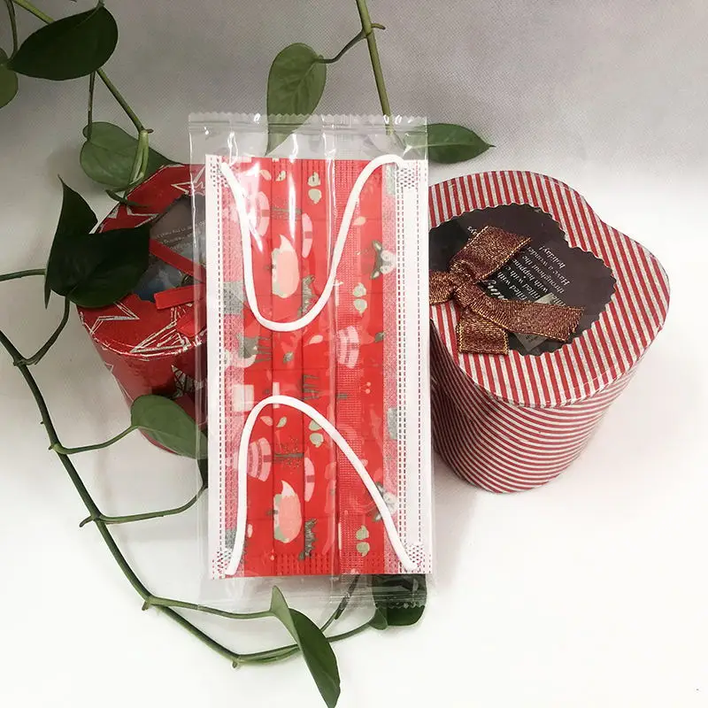 

Kids Disposable Christmas Mask 3layer Filter Nonwoven Alone Independent Packaging Breathable Children Adult Face Mouth Masks