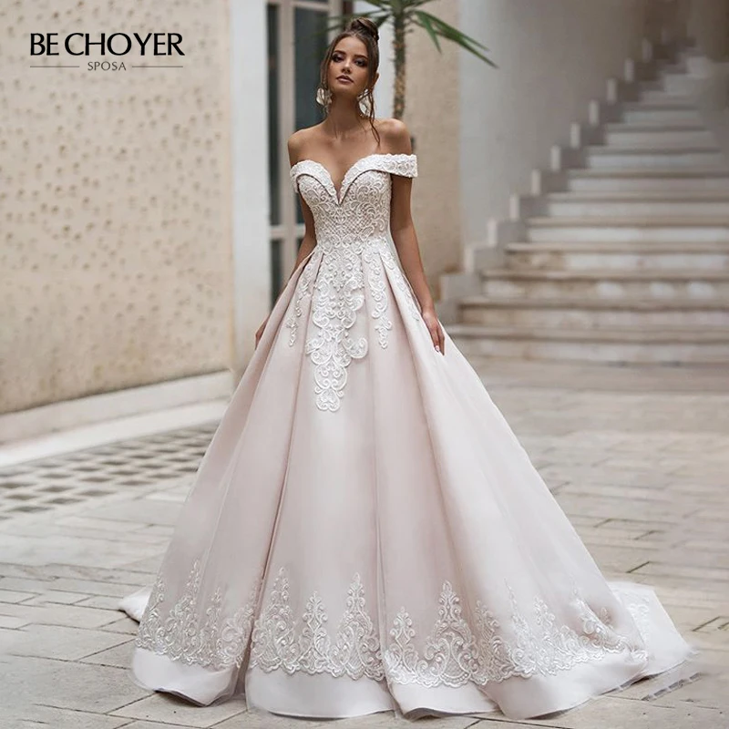 Атласное свадебное платье с открытыми плечами кружевной трапециевидный наряд со