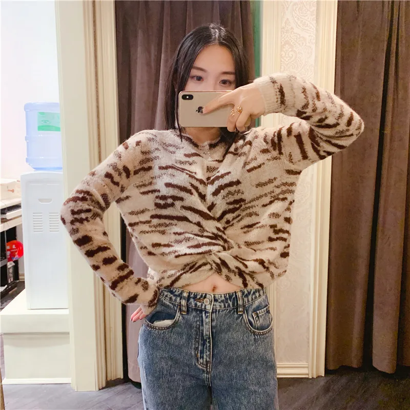 2020 Spring Thin Leopard Women's Knitted Sweater Long Sleeve O-neck Mohair Irregular Knit Pullover Tops | Женская одежда