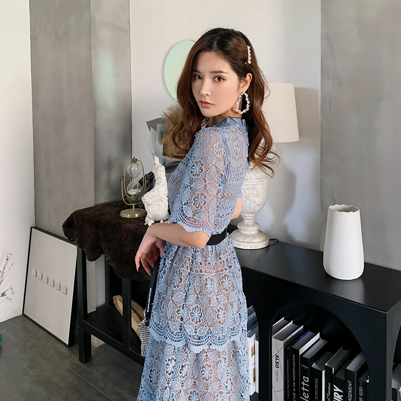 

Summer Women O-neck Short Sleeve Pleated Long Dresses For Women 2020 Runway Vintage Blue Hollow Out Lace Maxi Dress Female