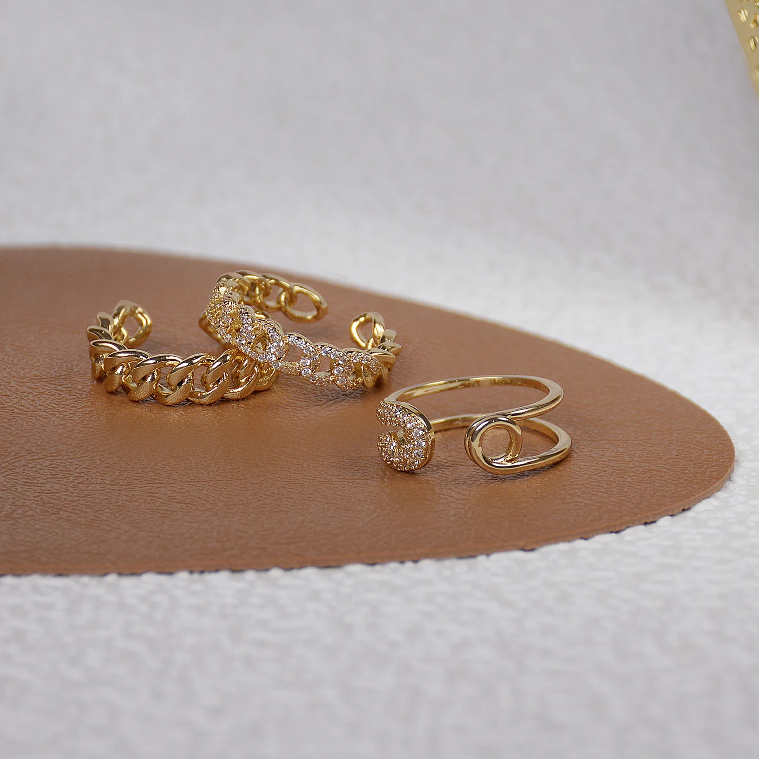 

2021 Trendy Women Ring White AAA Crystal Zircon Engagement Design Rings for Women Modern Fashion Wedding Jewelry Gift Dropship