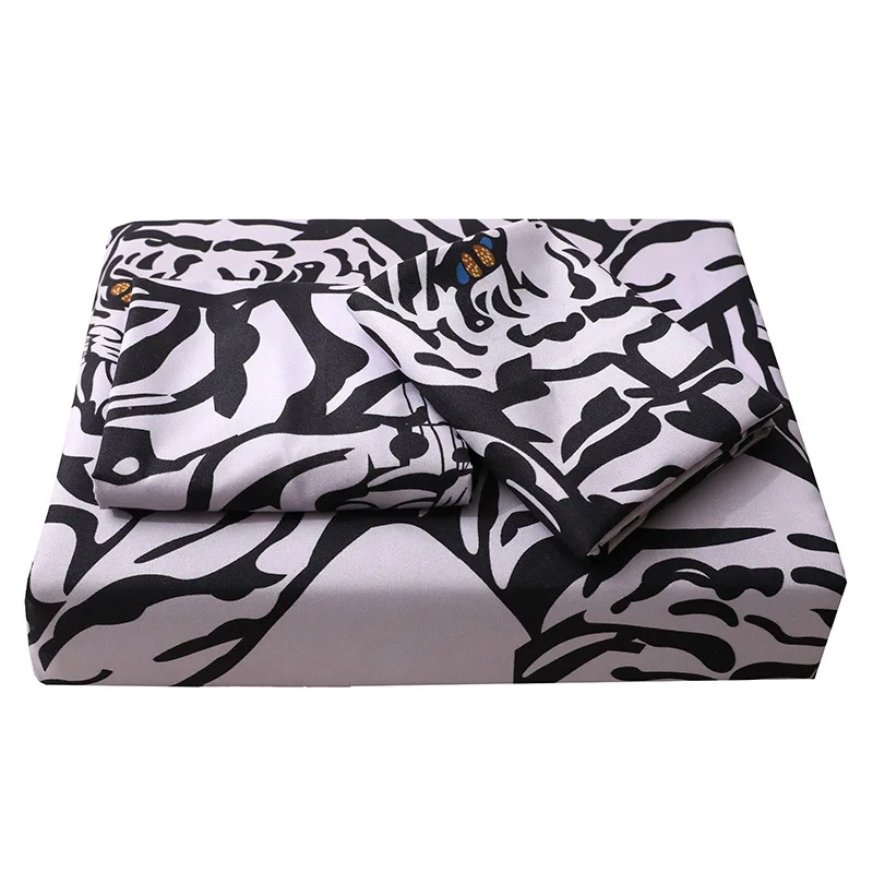 Комплект постельного белья из трех предметов с изображением белого тигра и