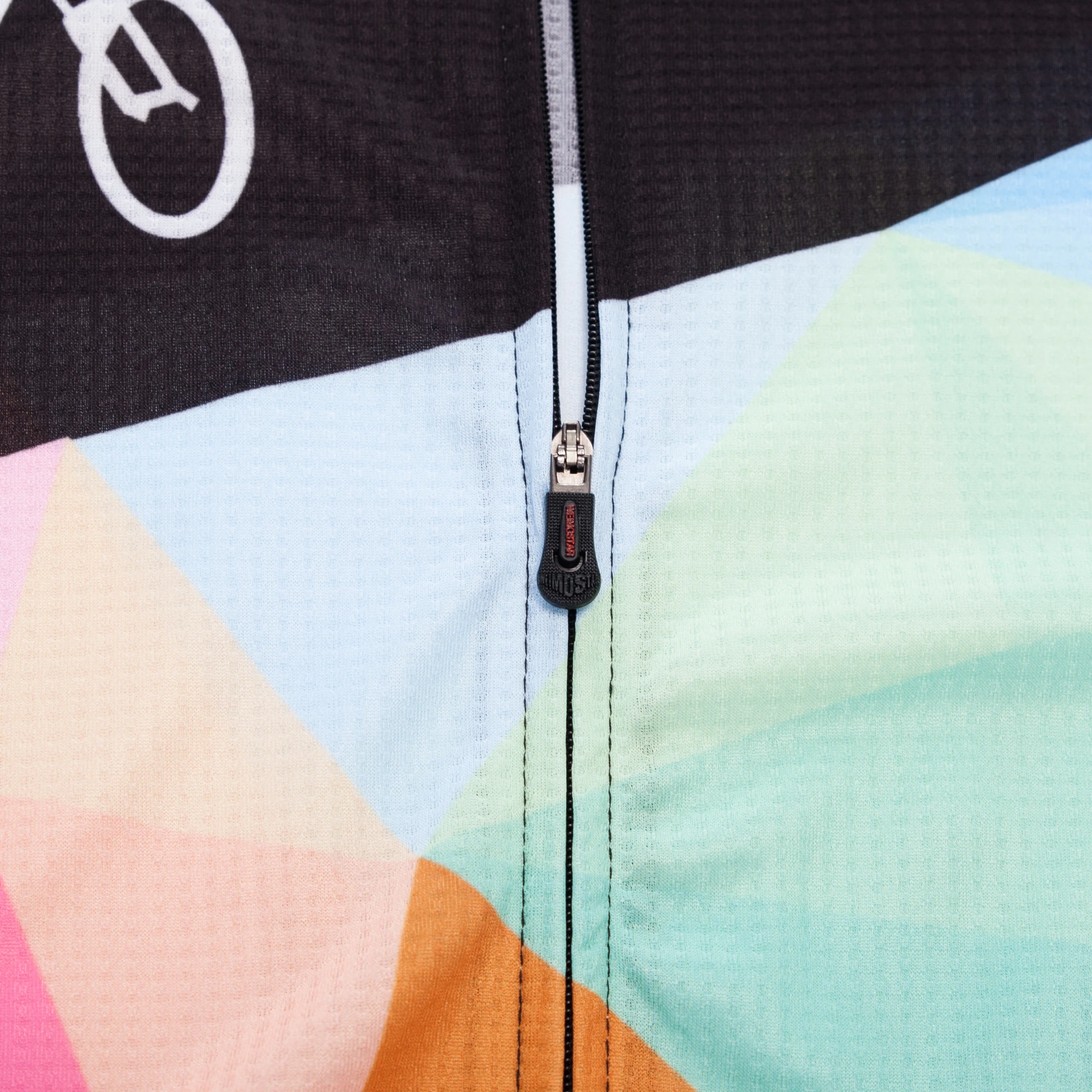 Мужская спортивная одежда Черная майка с длинным рукавом и радужной расцветкой