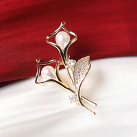 east gate pearl lily brooch temperament niche french anti wearing buckle retro hong kong style corsage dress