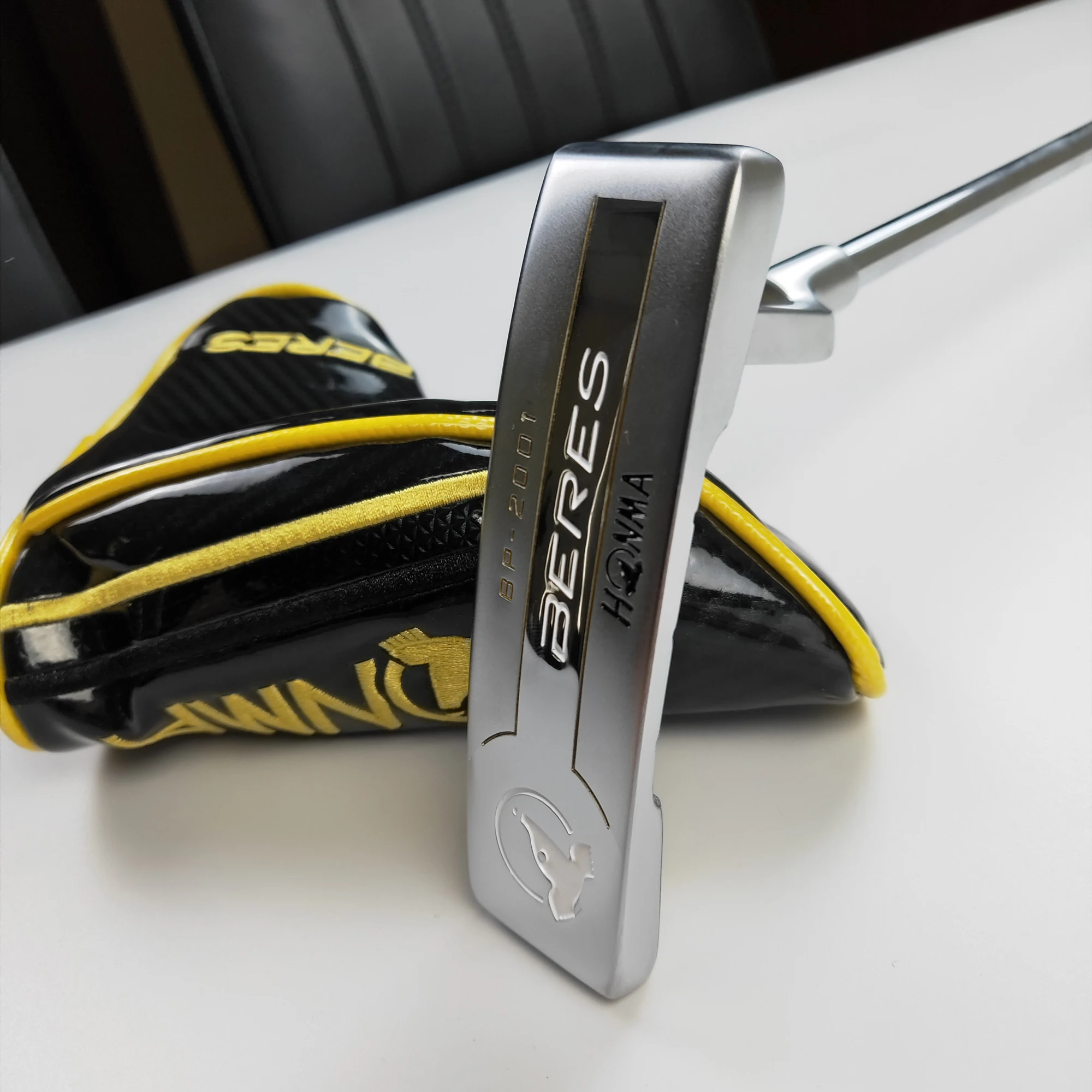 2021 мужские клюшки для гольфа желтые 32 33 34 35 36 дюймов высокое качество отправка