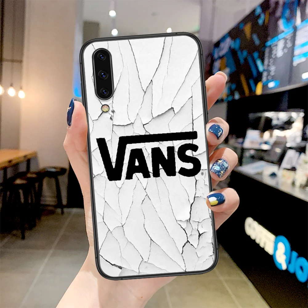 

Vans Fashion Brand Phone Case For Samsung Galaxy A 3 5 7 8 10 20 20E 21S 30 30S 40 50 51 70 71 black Prime Pretty Hoesjes