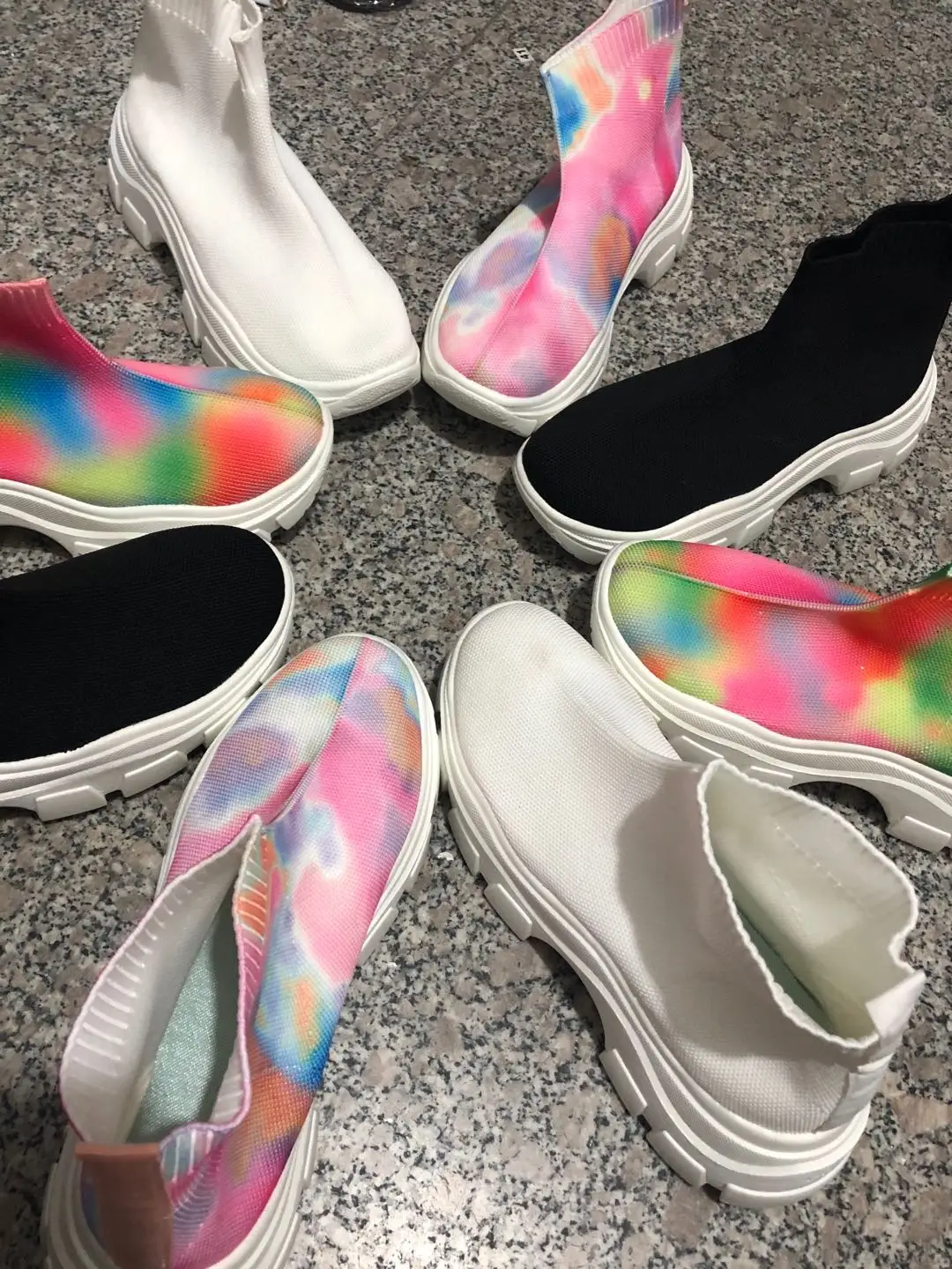 

Womens Vulcanized Rainbow Sock Sneakers Female Graffiti Sequins Casual Shoes Woman Platform Wedges Height Increase Running Shoes