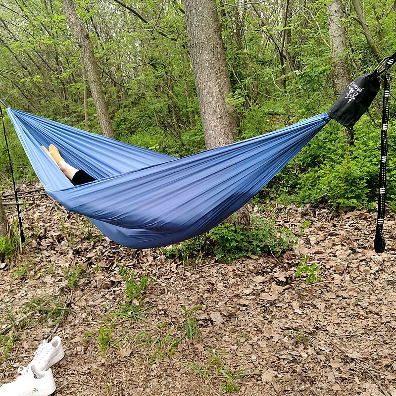 

Camping Portable Nylon Hammock Size:260CM *140CM,Blue