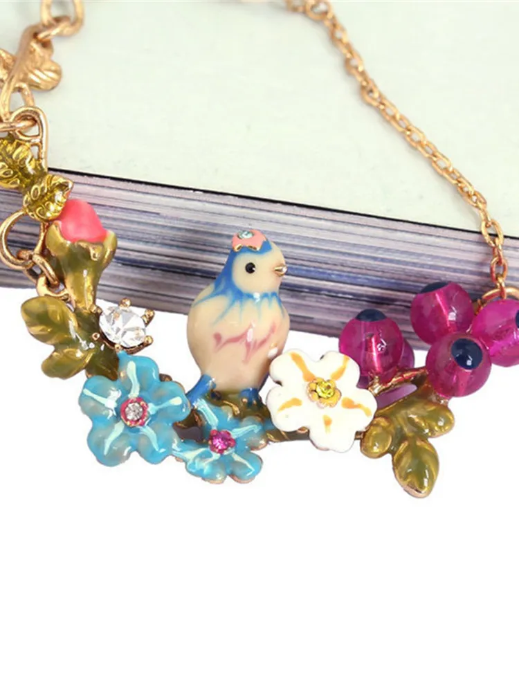 

Fashion Enamel Glaze Three-dimensional Blue Tit Bird Blue Daisy Flower Rose Necklace Flower Branch Short Chain Female Jewelry