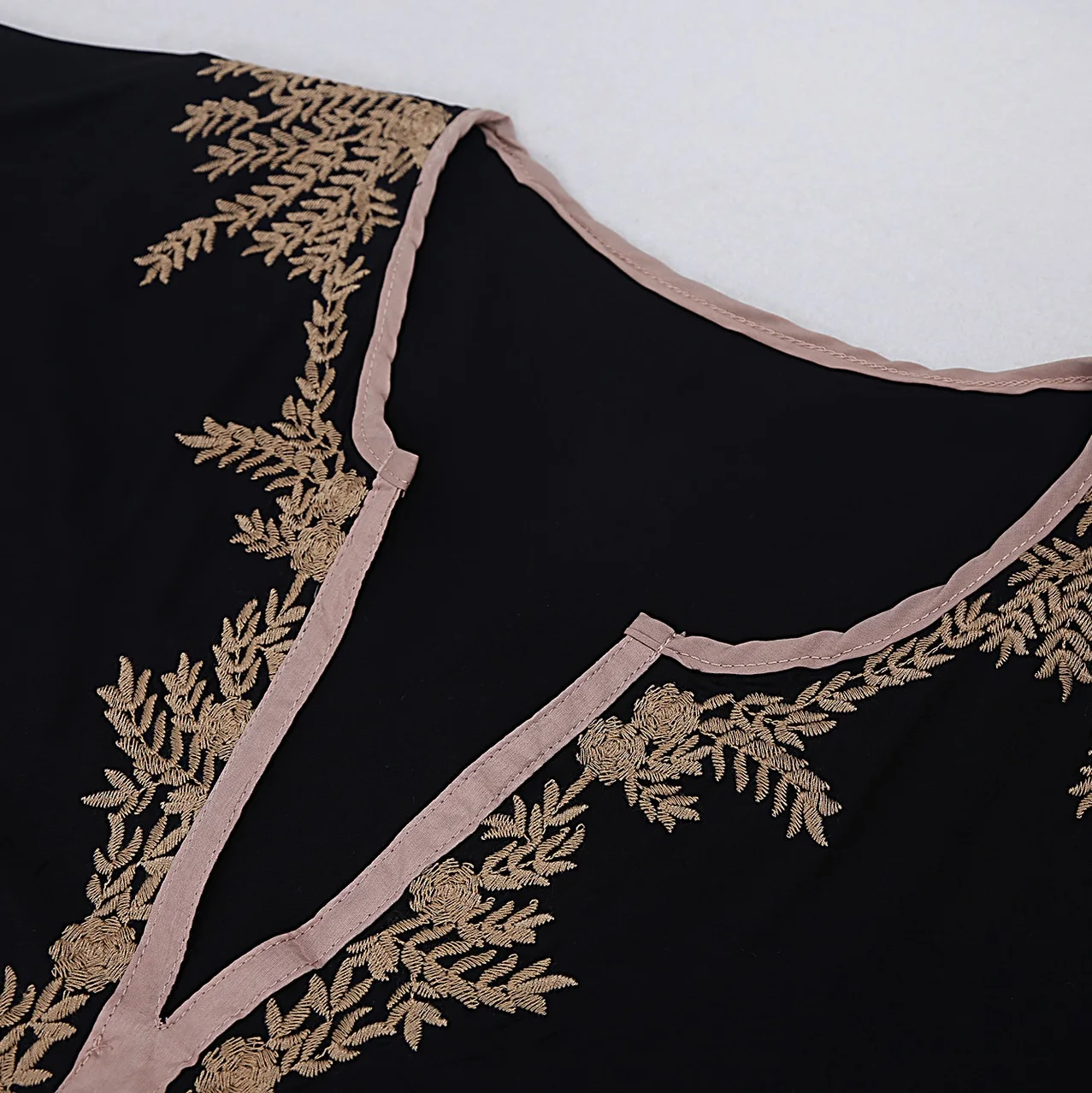 

2021 Fashion Synthetic Cotton Open Skirt Embroidered National-Style Bikini Beachwear Vacation Robe Women V-Neck Black Dress