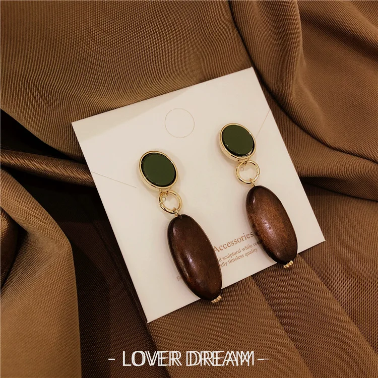 

2020 New Korean Vintage Elegant Natural Color Wooden Geometric Earrings For Women Dangle Drop Girl Earrings Fashion Jewelry