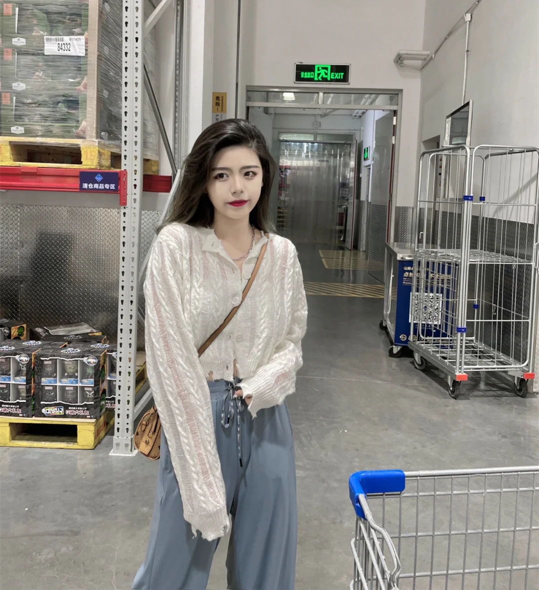 Небольшие дизайнерские шорты свитер брюки с разрезом | Женская одежда