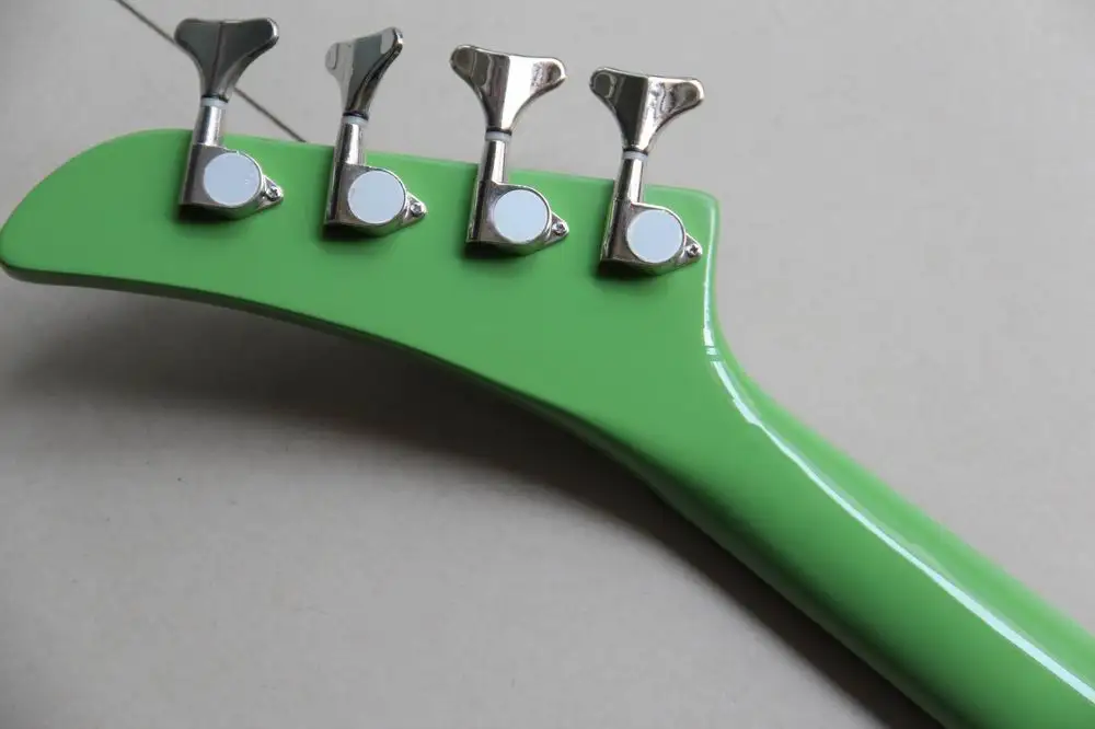 Оптовая продажа электрические басы 4 струны Высочайшее качество зеленый 130128 |