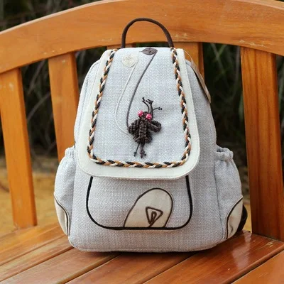 

Fashion National string appliques women shopping backpacks!Nice animal appliques lady Casual backrack All-match canvas backruck