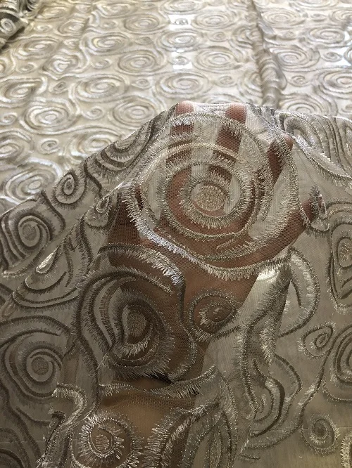 Новое поступление модная сетчатая вышитая кружевная ткань для