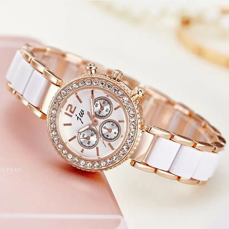 

Women's Luxury Analog Quartz Watch w/ Stainless Steel Band Rhinestone Wristwatch