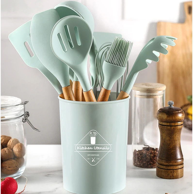 

Silicone Kitchenware Cooking Utensils Set Non-stick Cookware Spatula Shovel Egg Beaters Wooden Handle Kitchen Cooking Tool Set