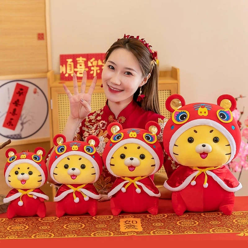 

Мультяшный Китайский Зодиак кукла-Тигр с красной накидкой украшение для Стола Подарок на лунный год