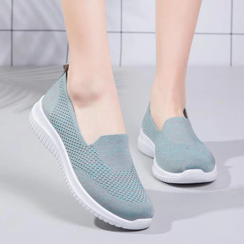 

Hot new top casual cool wholesale mens 2021 middle-aged and old peoples casual soft sole mothers running shoes 13