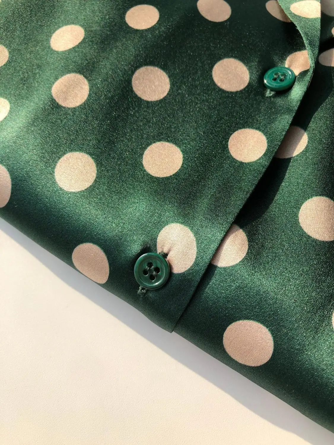 

100% Silk Dot Women's Blouse Casual Three Quater Sleeve Tailored Collar Loose ladiies blouses and Shirt