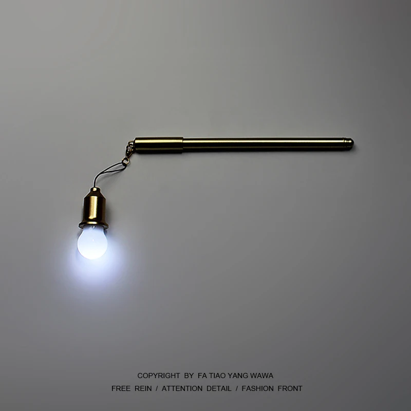 

Boring carry the lamp to write homework! Can shine! The light bulb pen