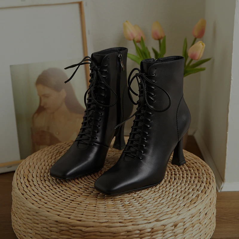 

Osunlina 2021 Autumn Ankle Boots White Genuine Leather Square Toe High Heels Zipper Lace-up Handmade Elegant Shoes Woman A038