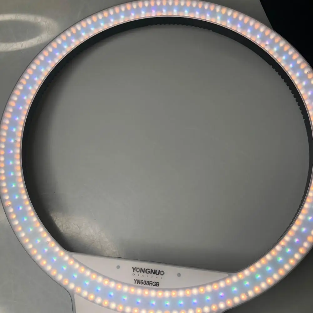 

YN608 rgb LED Selfie Studio Ring Light 5500K Wireless Remote Video Light Can Adjust Photo Lamp with Carry Bag and Power Adapter
