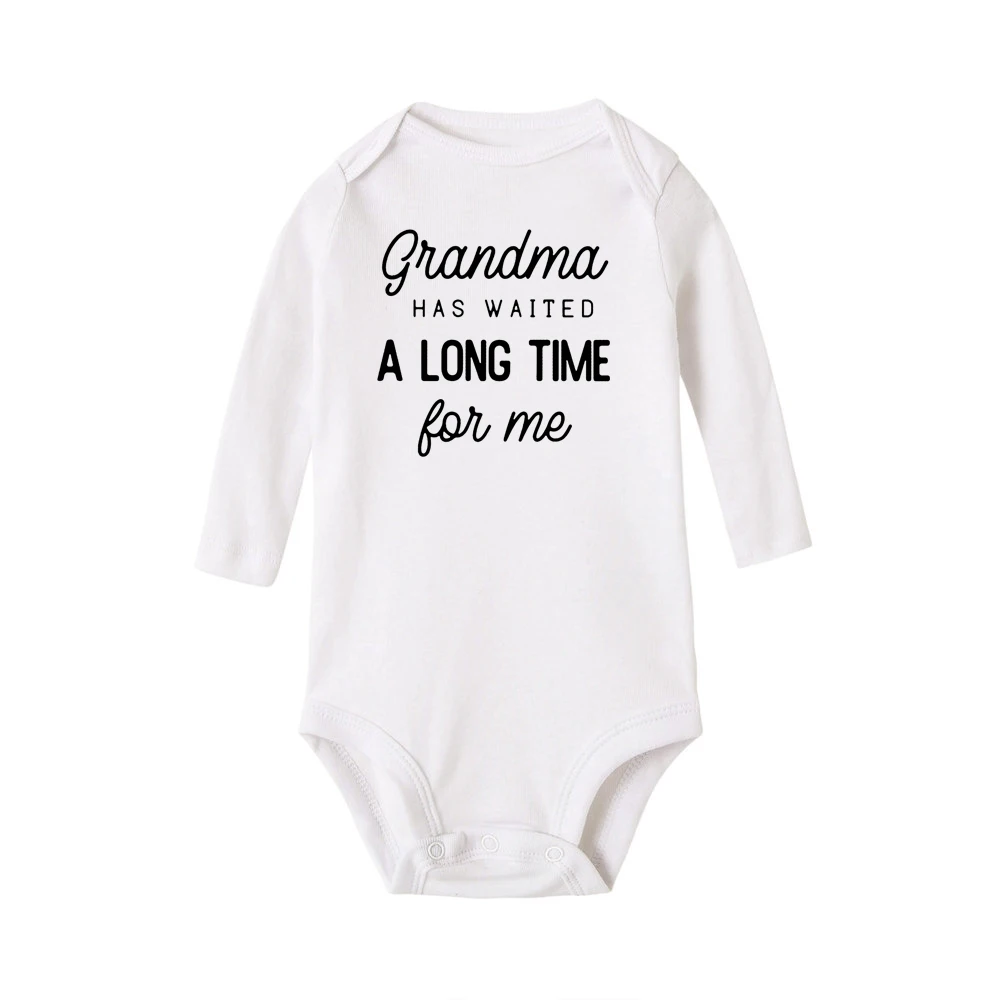 Бабушка долгое время ждала меня с буквенным принтом для новорожденных младенцев