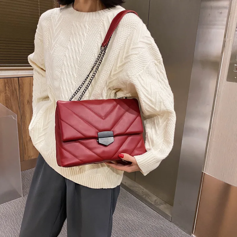 

2021 New Spring And Summer INS Lozenge Chain Fashion One Shoulder Messenger Bag