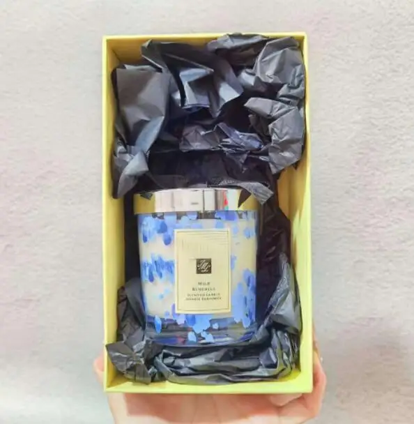 

Fragrances & Deodorants