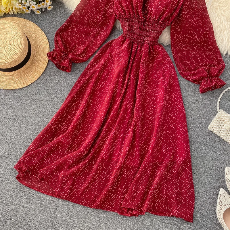 Летнее женское платье в горошек сексуальное с v-образным вырезом и пышными