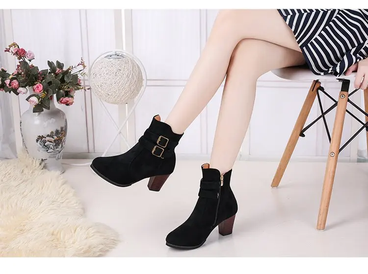 Ботильоны женские с острым носком Модные Винтажные короткие ботинки на среднем