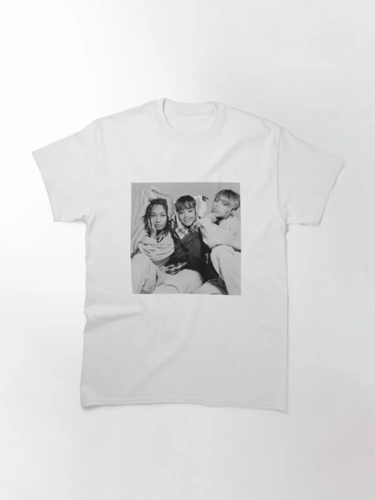 

Женская Классическая футболка TLC