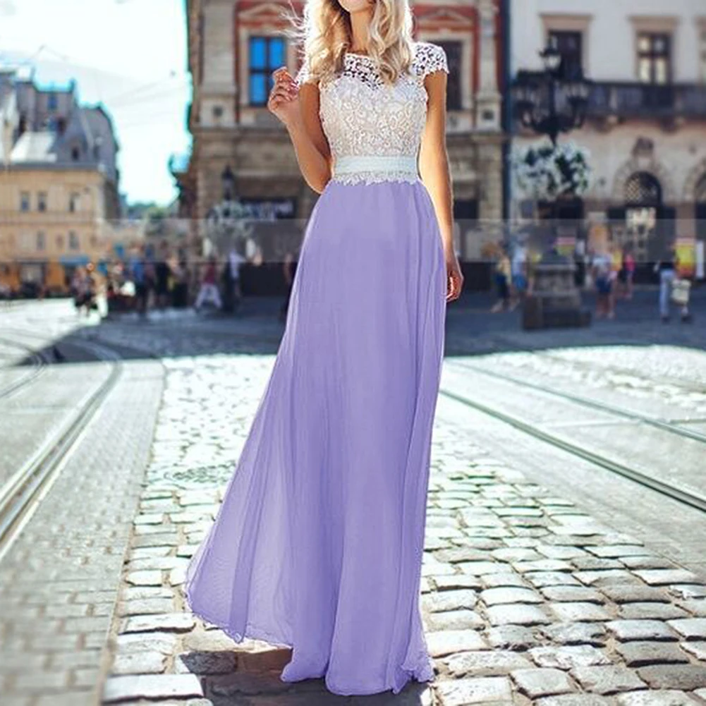 Элегантное платье трапециевидной формы с короткими рукавами и кружевной