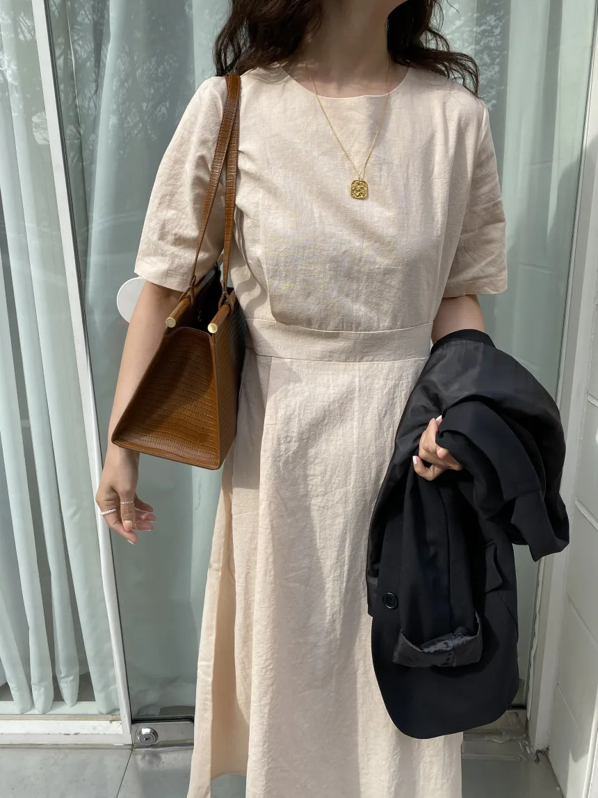 

Korean Chic Salt Sweet Graceful Mori Girls' Retro Simple round Neck Slimming Long Short Sleeve Dress Summer