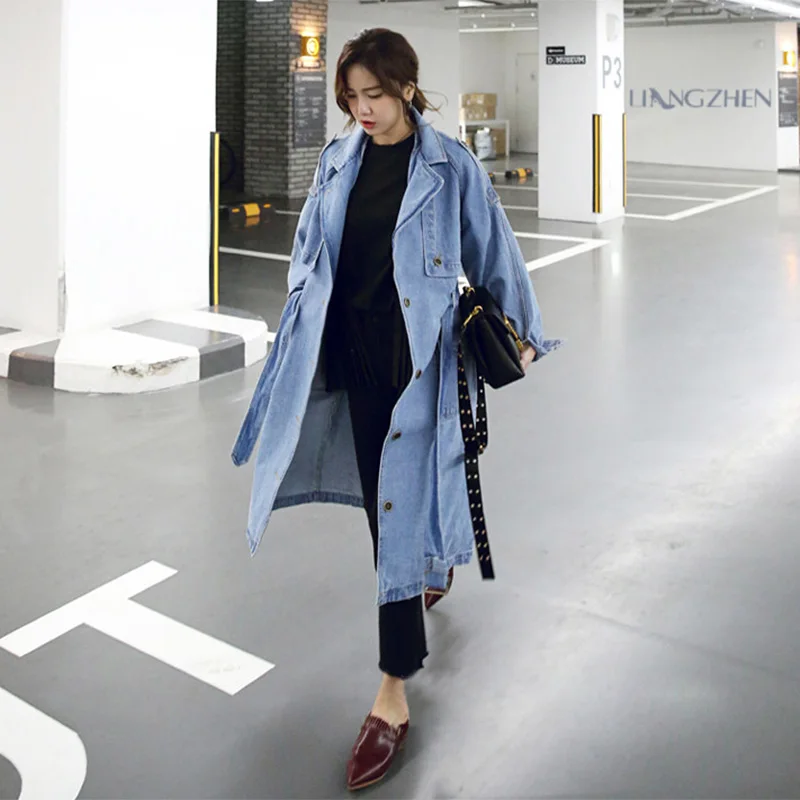 Весна, S-XL размера плюс, корейское длинное джинсовое пальто для женщин, с поясом, уличный Свободный Повседневный осенний Джинсовый плащ, верхняя одежда