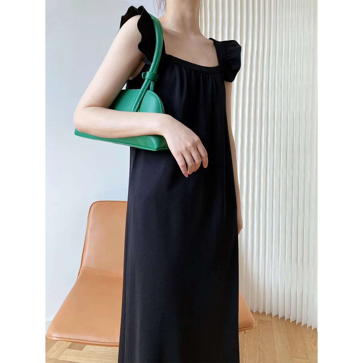 

Square Neck Flying Sleeve Dress Summer New Design Small Crowd Suspender Dress Blue White Black Long Dresses