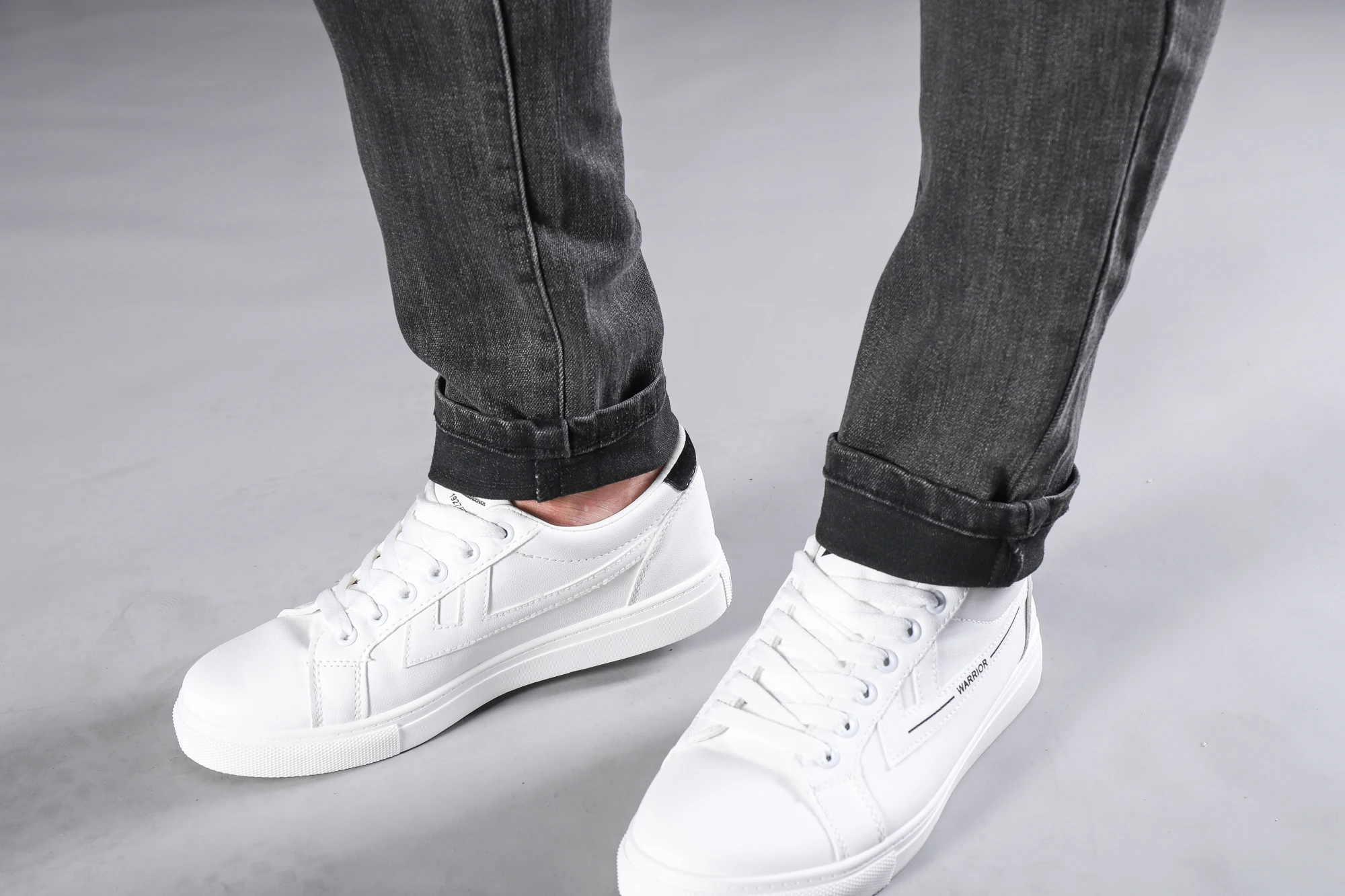 

2020 Men's Jeans New Slim Straight Stretch Male Denim Pants Streetwear Casual Denim Trousers Fashion Mens Jeans Brand