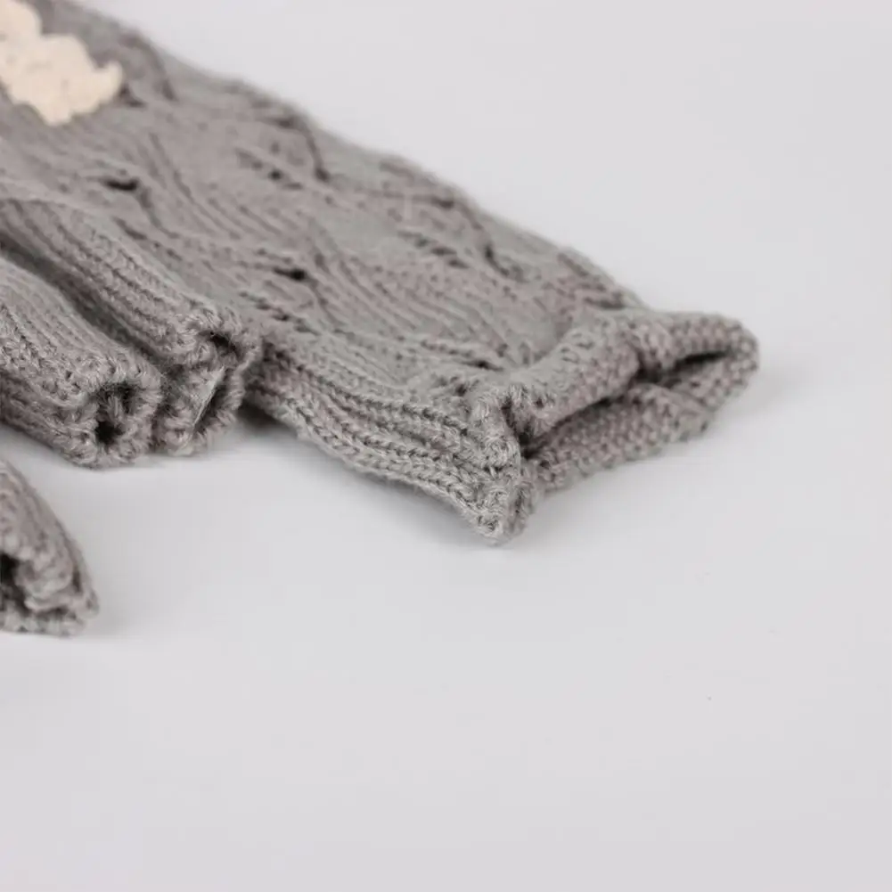 Женские перчатки с кружевными полями и узором в виде листьев теплые вязаные на