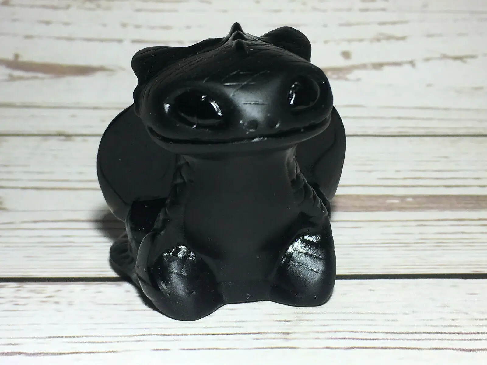 

1pc Natural Obsidian Fire Dragon Quartz Crystal Carved Skull Reiki Healing