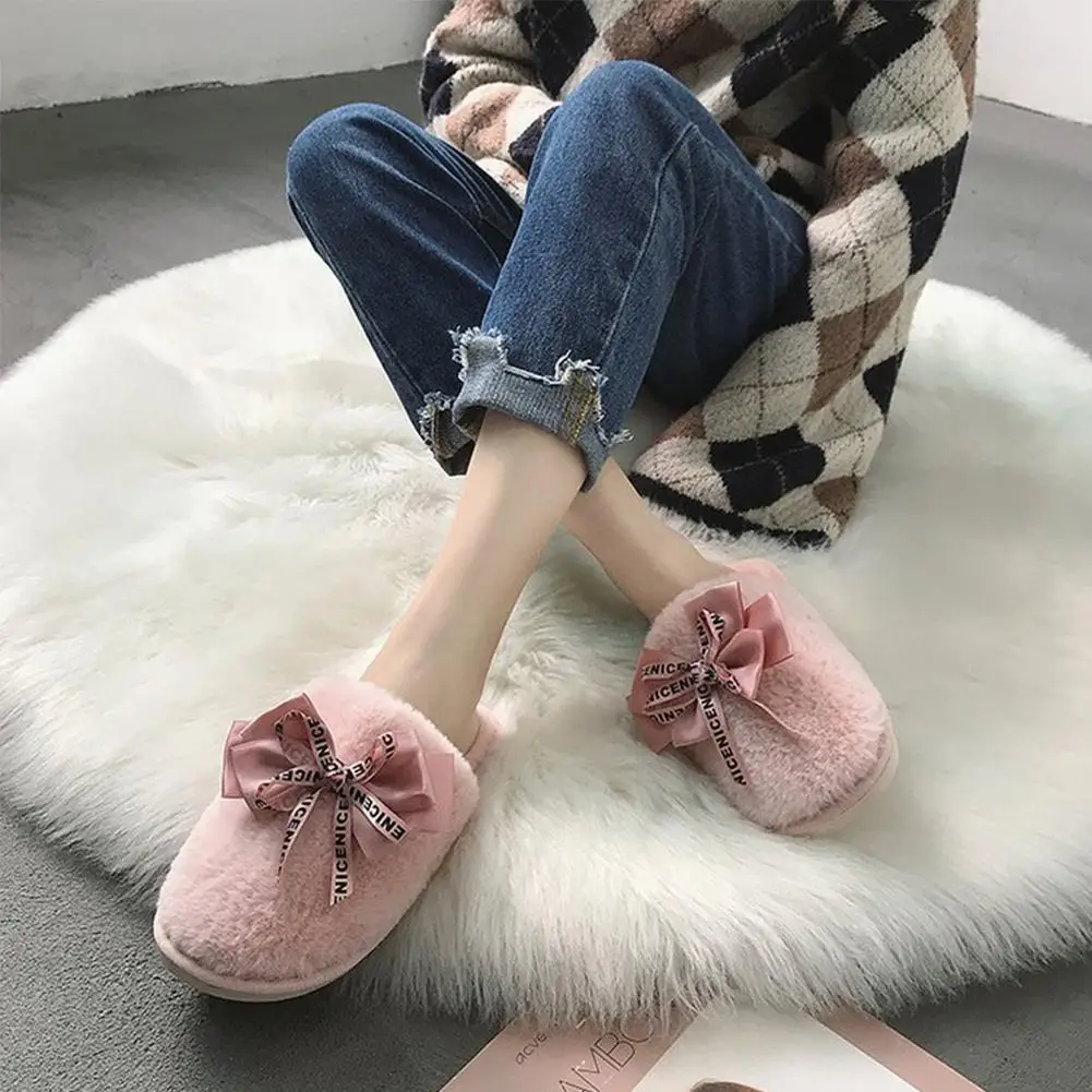 Женские модные тапочки зимняя теплая обувь слипоны на плоской подошве женские