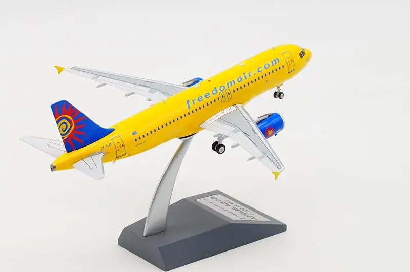Нитрон авиации FREEDOMAIR Аэробус A320 ZK-OJK 1/200 литья под давлением модель самолета |
