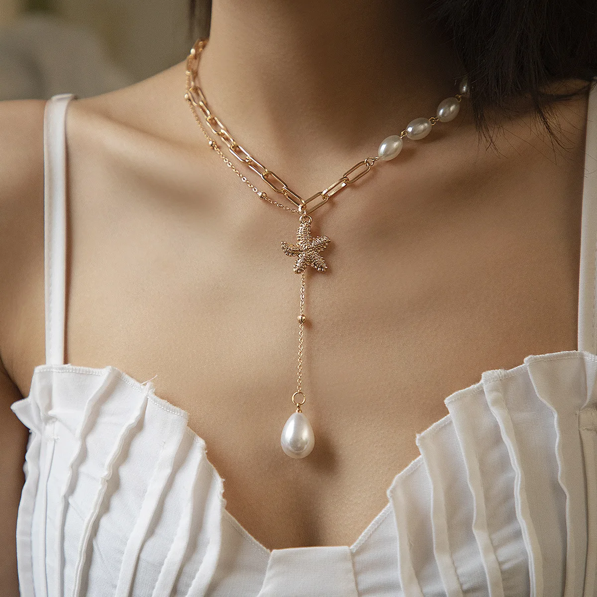 

Fashion Asymmetry Pearl Thin Chain Choker Necklaces For Women Summer Short Chain With Star Pendant Necklaces On The Neck Jewelry